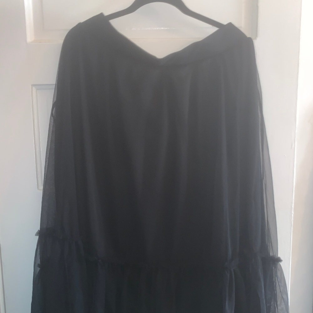 NWT Black Tulle Organza Torrid Skirt